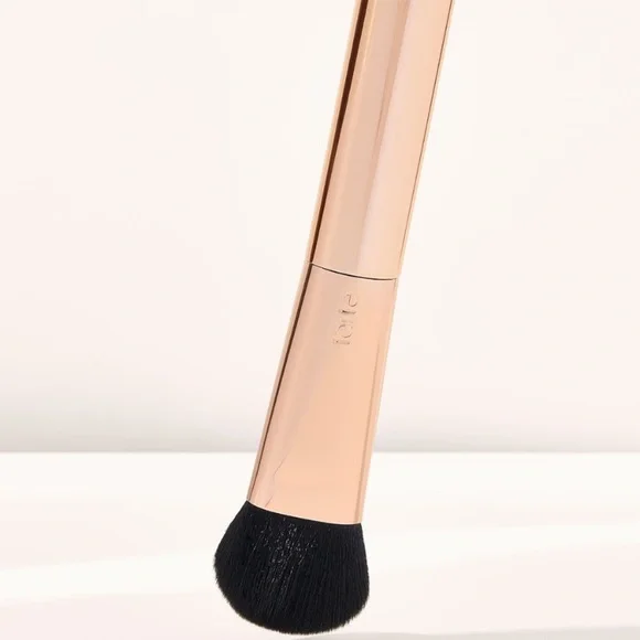 TARTE MANEATER SILK STICK - Picture 4 of 4